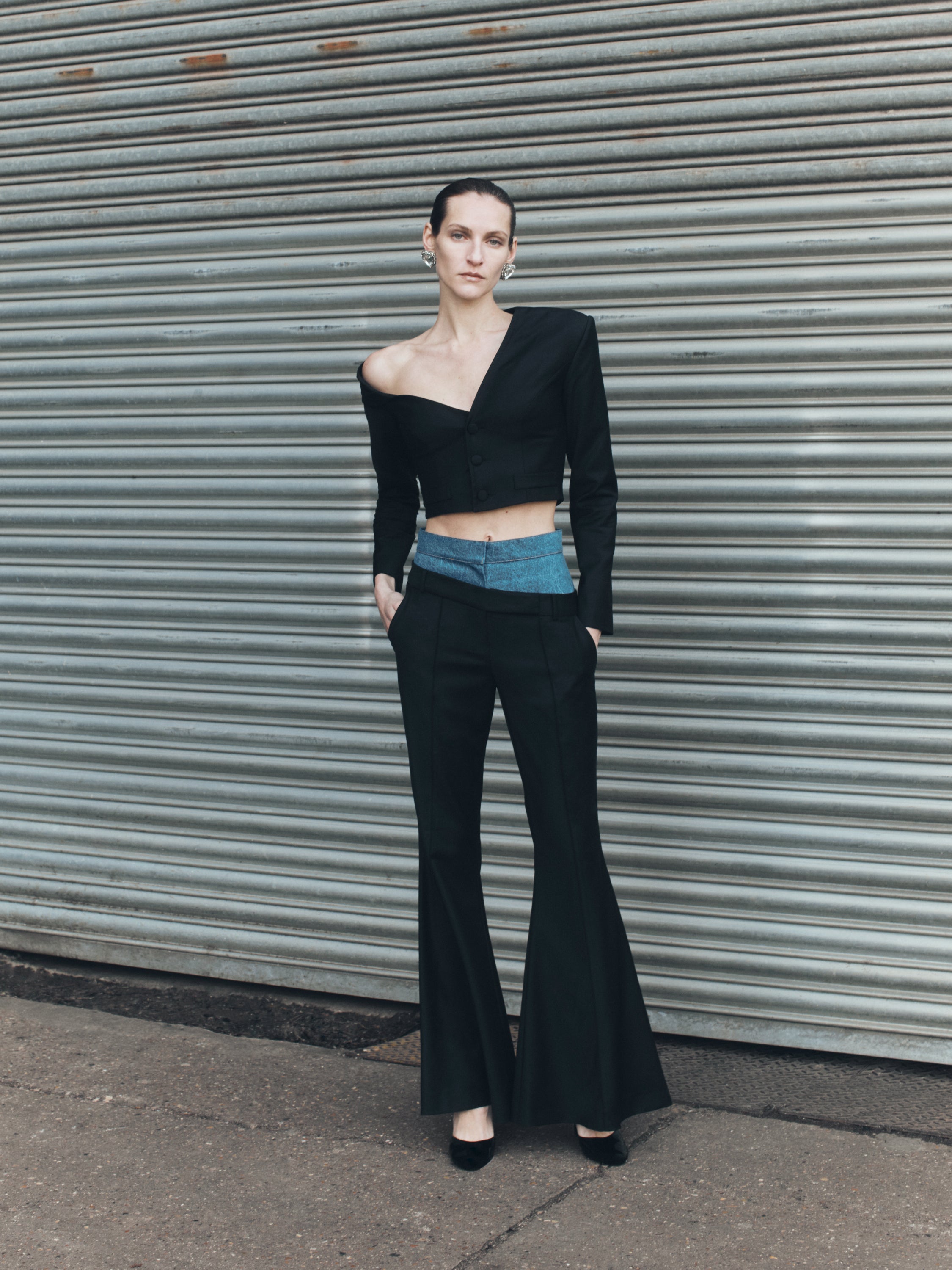 CROPPED ASYMMETRIC MINI BLAZER